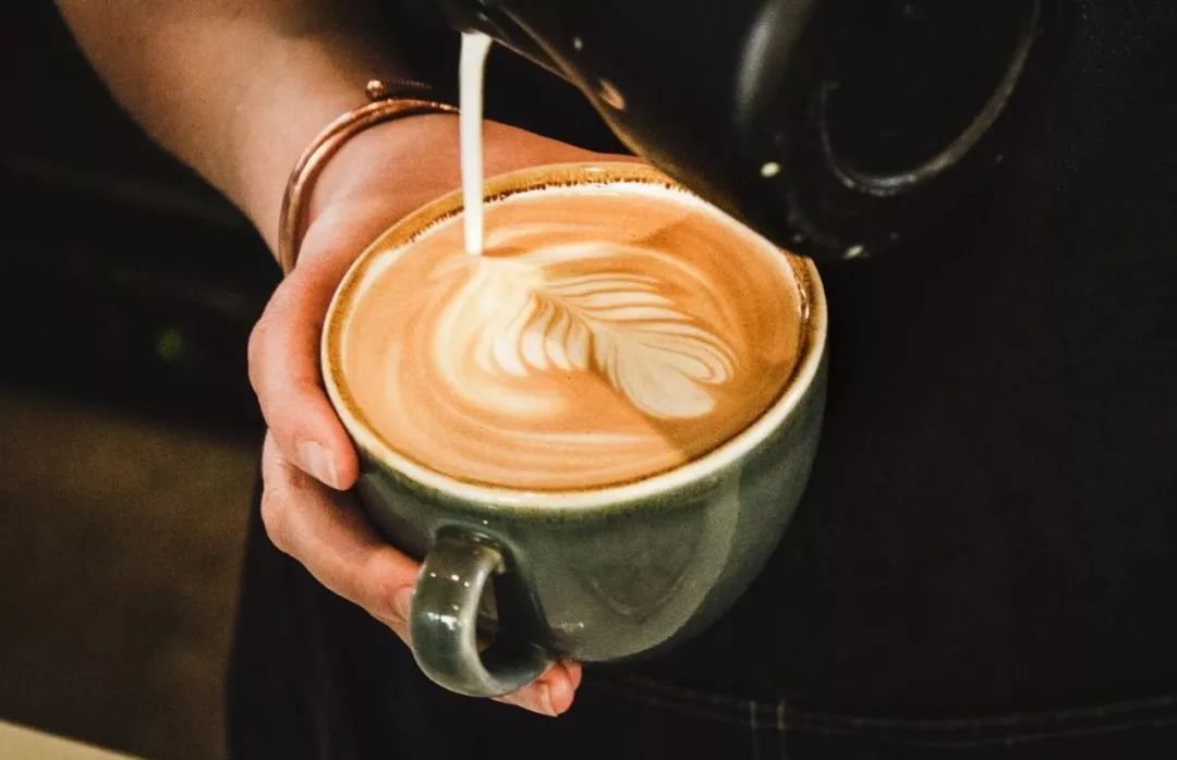 来了解为什么我们要调整咖啡粉量?开元棋牌放下你的18g执念一起(图2) 来了解为什么我们要调整咖啡粉量?开元棋牌放下你的18g执念一起(图2)