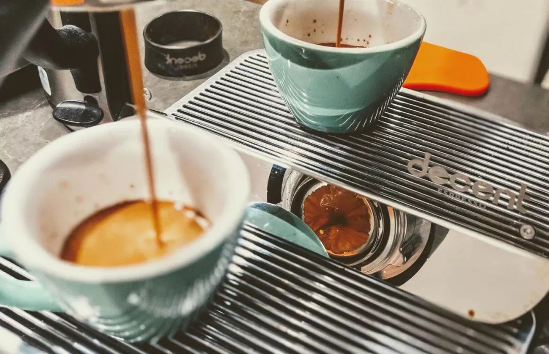 来了解为什么我们要调整咖啡粉量?开元棋牌放下你的18g执念一起(图8) 来了解为什么我们要调整咖啡粉量?开元棋牌放下你的18g执念一起(图8)